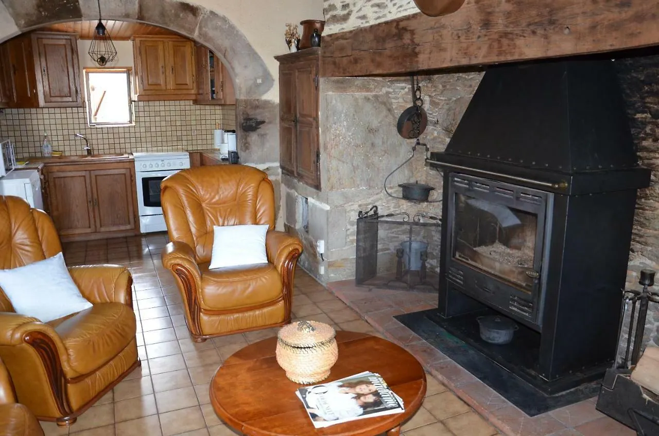 Maison Tout Confort Calme Vallee Du Lot Proche De Conques En Aveyron France